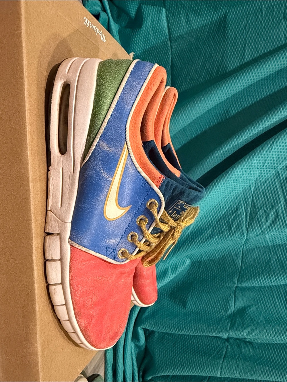 Nike Colorblock Skate Sneakers - Red Blue Green Gold